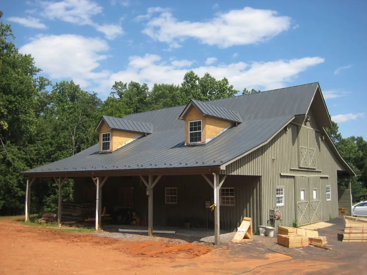 Expert Metal Roof Repair workmanship in Missouri City